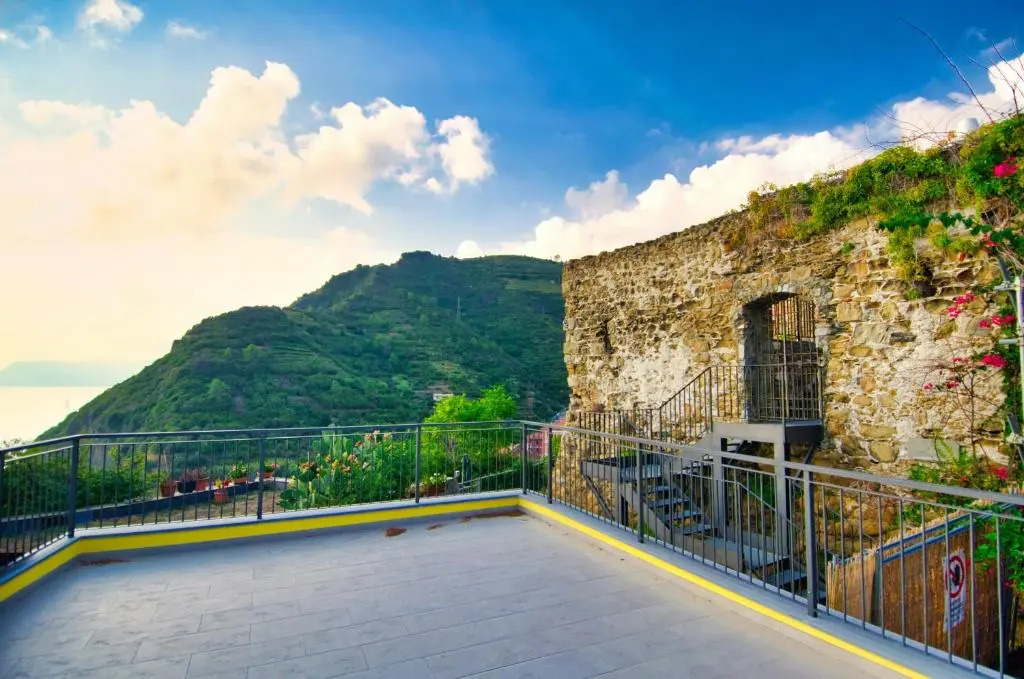 Castello Vista