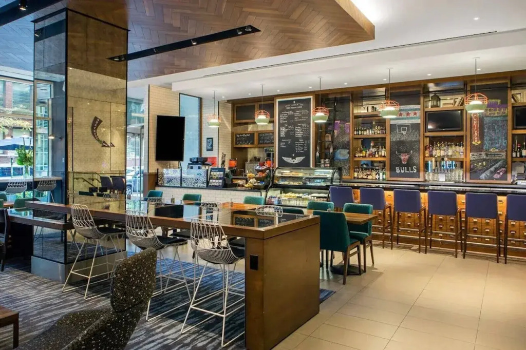 The Chicago Hotel Collection Magnificent Mile Hotel & Suites 