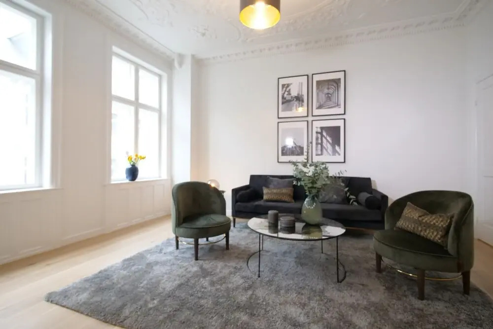 Sanders King - Smart 4-bdr Apt in City Center