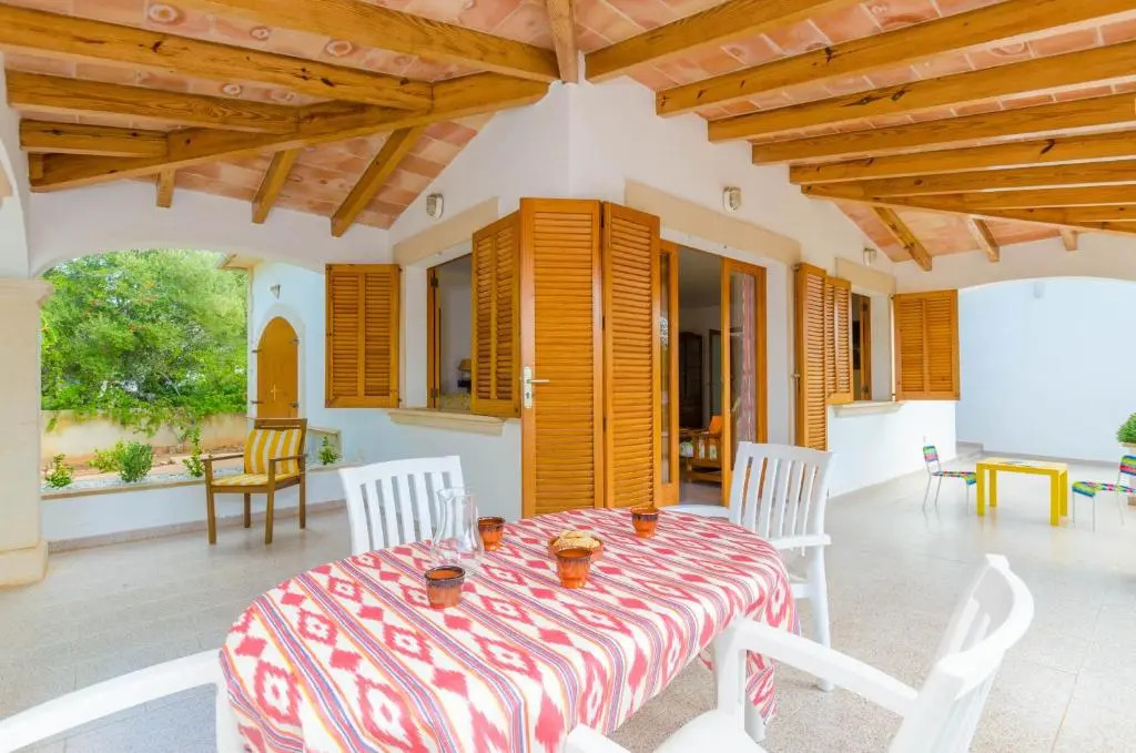 Casa Aina