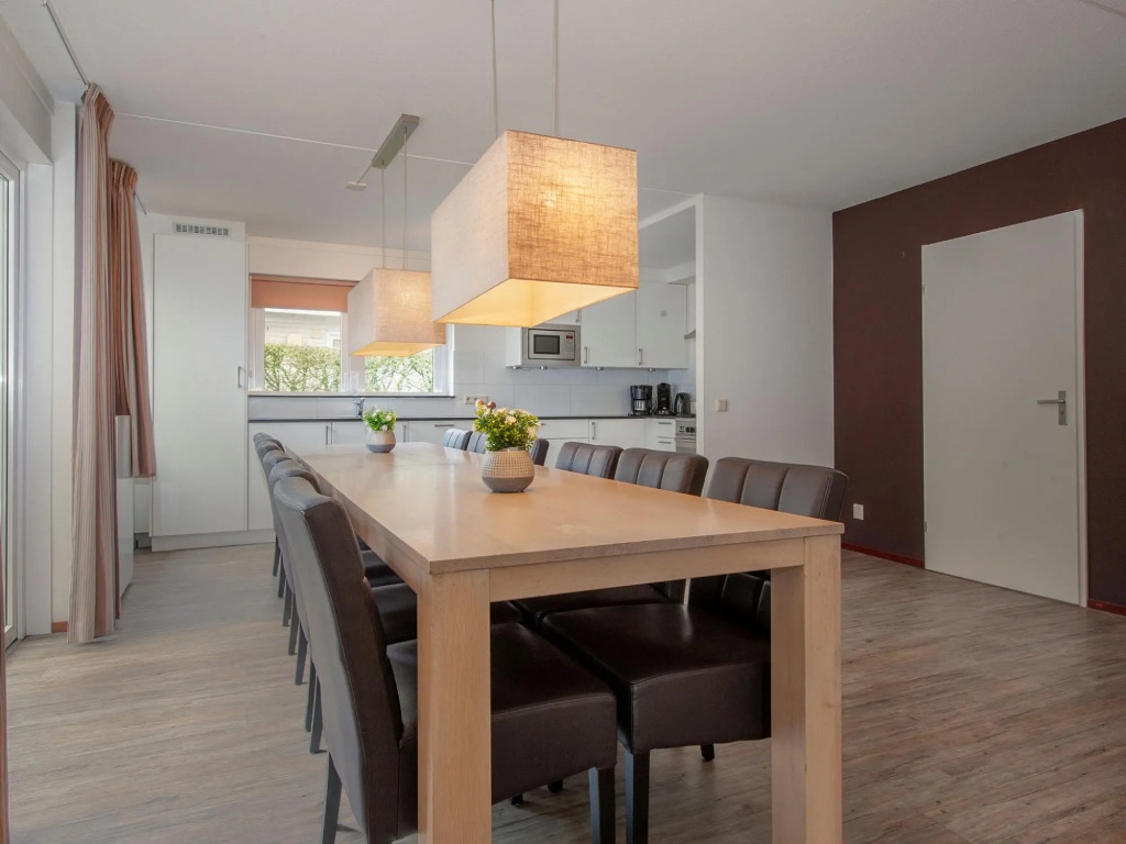 Villa in Arcen With Shower & Garden