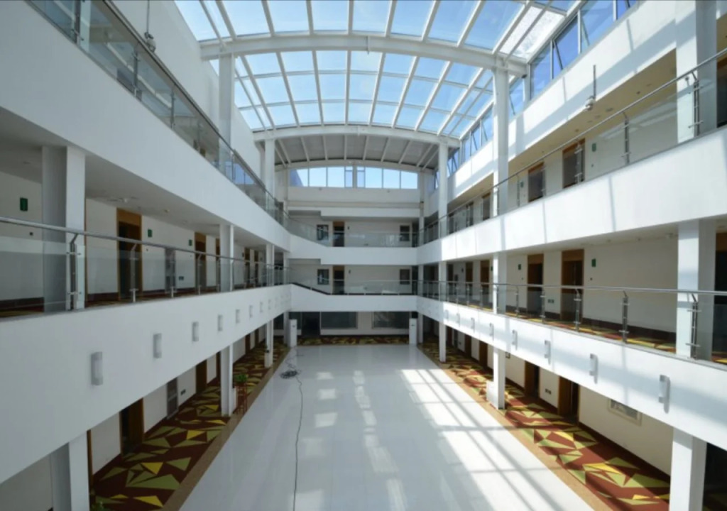 Vatica Tianjin Fifth Avenue Foreign Language Children's Hospital Hotel