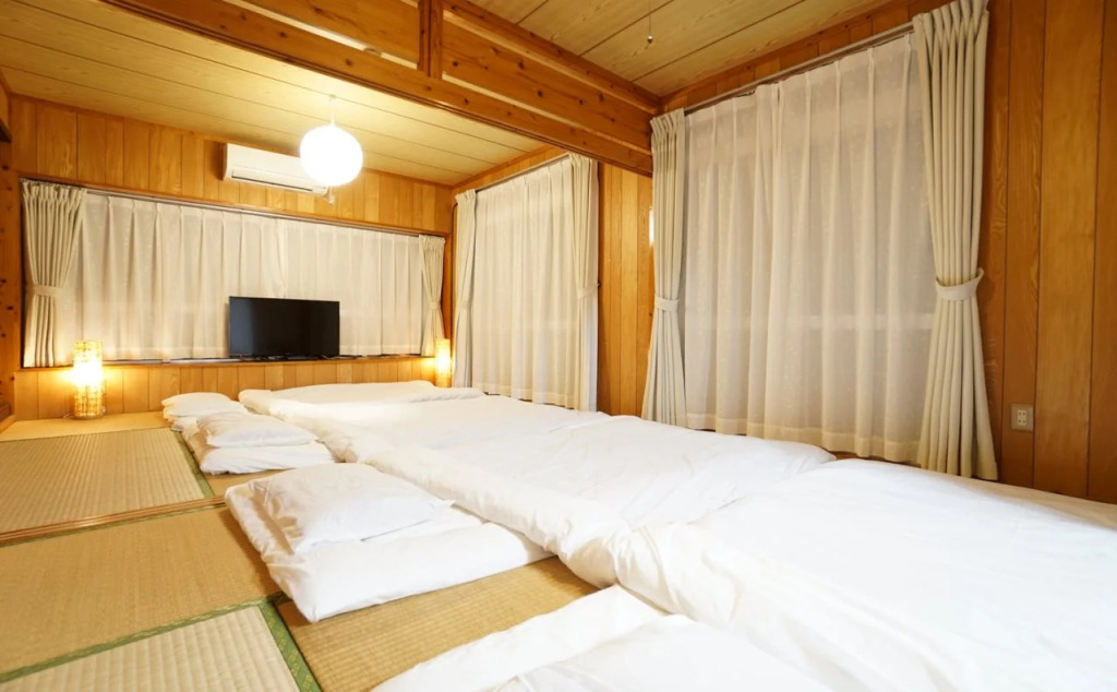 Kafuya Miyagi igusa villa