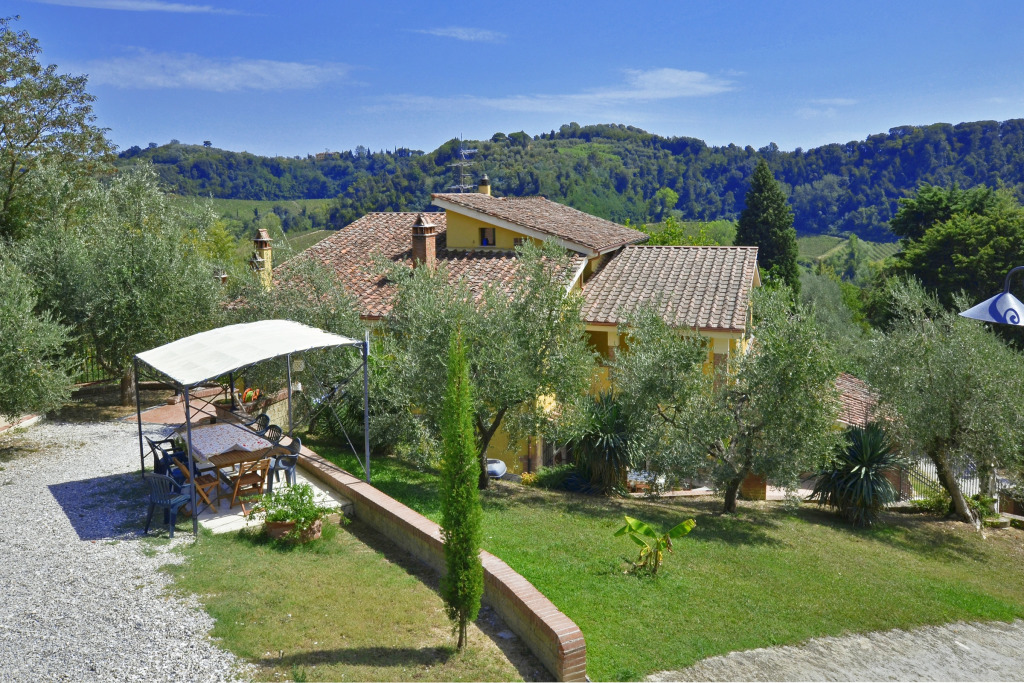 Casale Vittoria - Happy Rentals