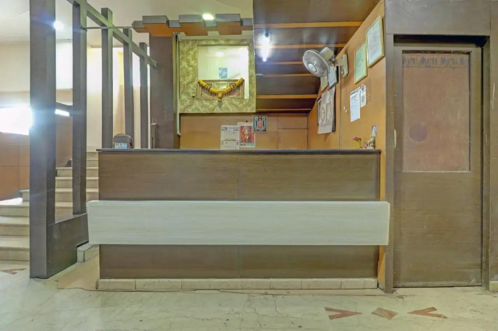 Hotel Sri Sai Grand Central by Oyo