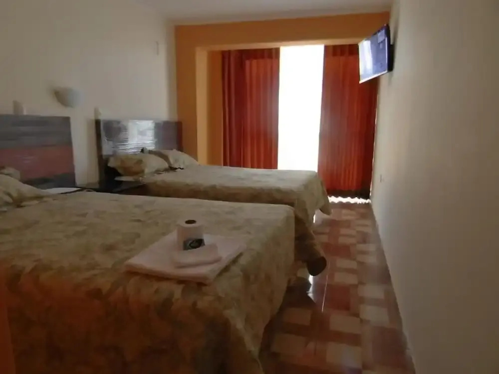 Hotel Majhami