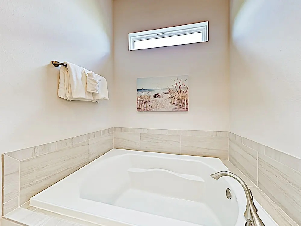 New Listing! Grande Pointe Hideaway W/ Elevator 4 Bedroom Home