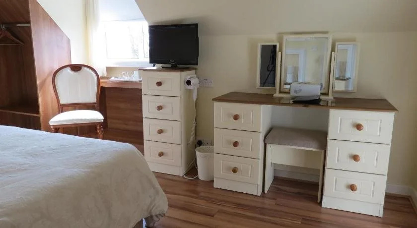 Rosewood Bed & Breakfast