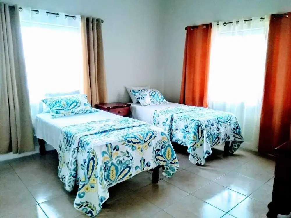 Meharee Homestay Montego Bay