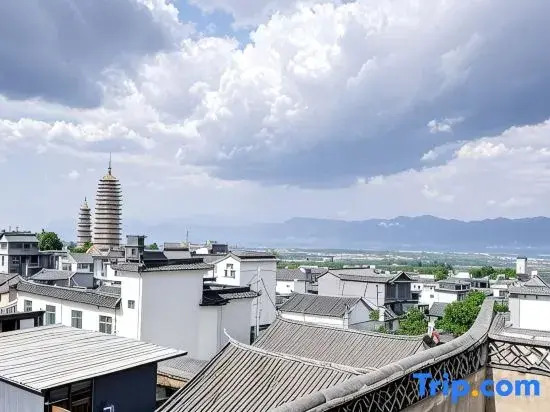 Dali Love Inn (Chongsheng Temple Three Pagodas Branch, Dali Ancient Town)