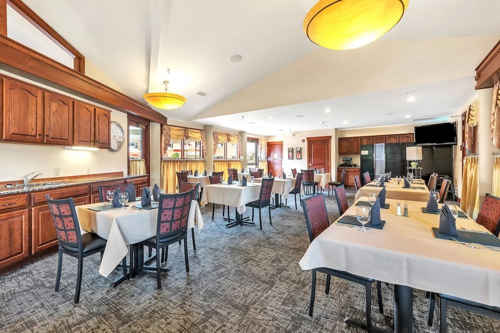 The Inn at Ohio Northern University