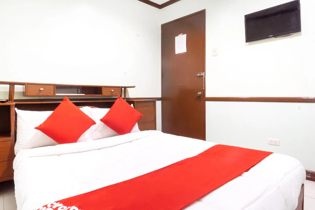 RedDoorz at Maanyag Pension House Mandaue