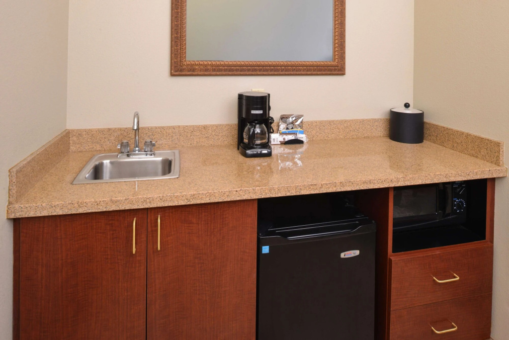 Hampton Inn by Hilton Litchfield