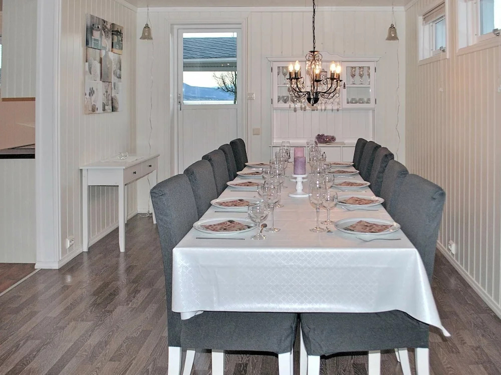 12 Person Holiday Home in Vikran