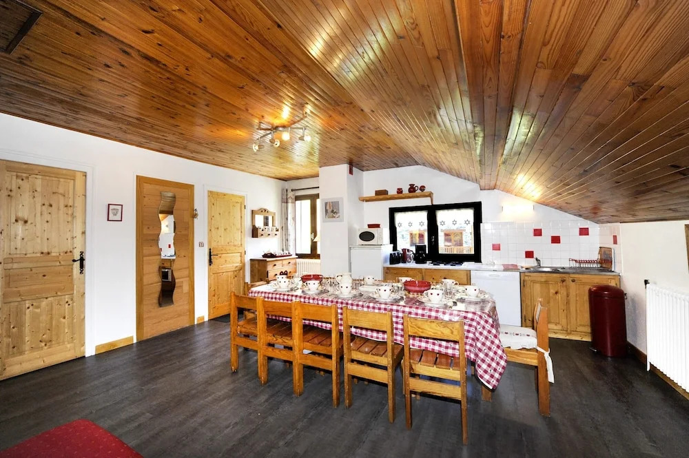 Apartment With 2 Bedrooms in Les Ménuires, With Wonderful Mountain Vie