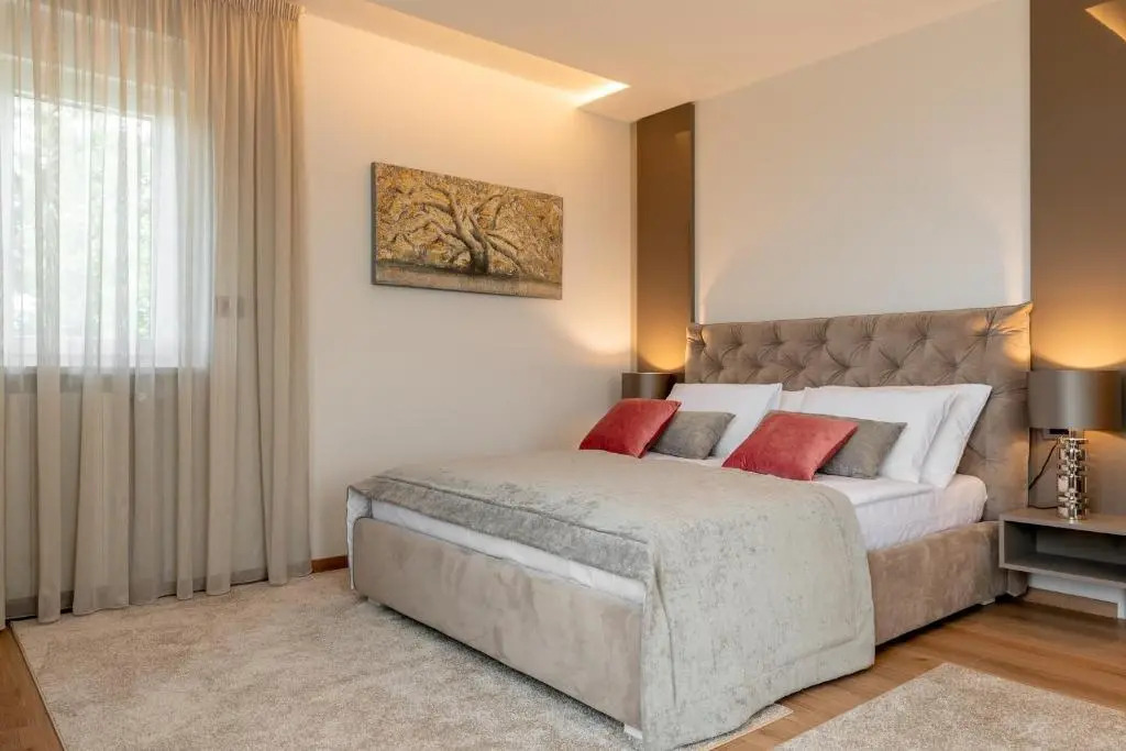 Luxurious Villa Laurea near Labin with Pool, Sauna & Sea View
