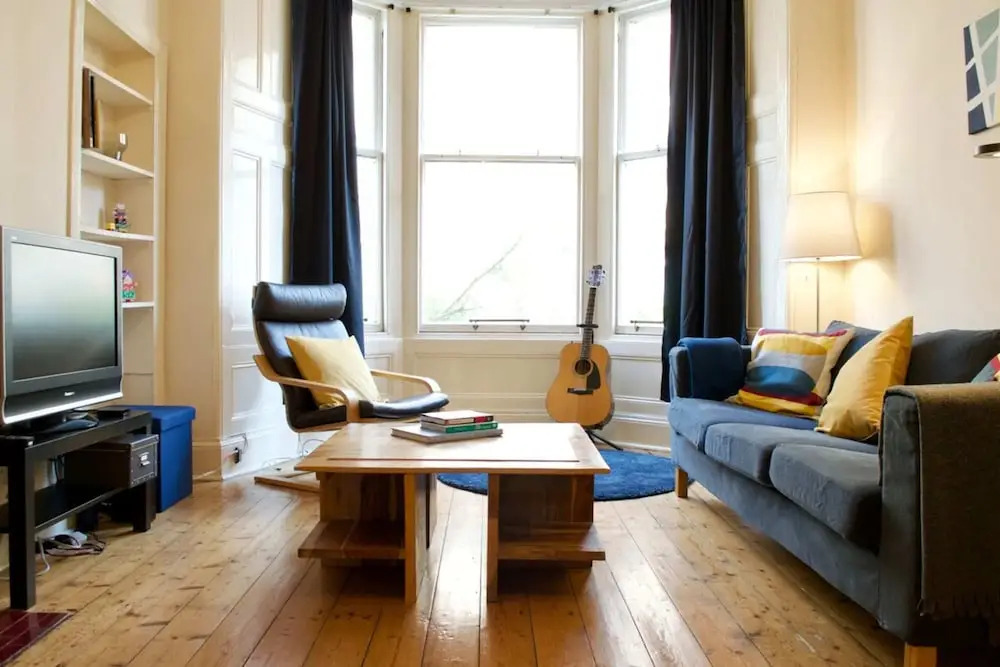 Beautiful 3 Bedroom Edinburgh Home