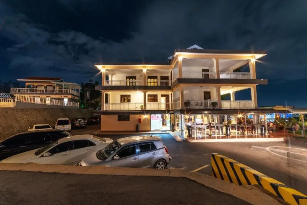 Afro Park Hotel