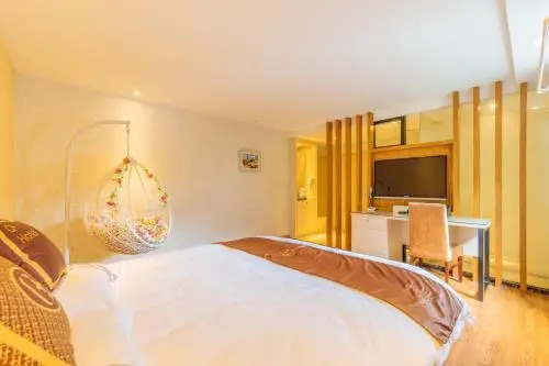 Yujian 365 Fashion Hotel
