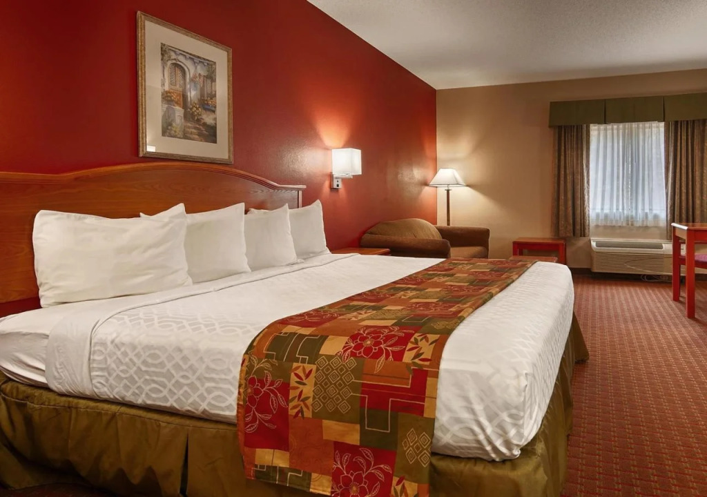 Millennium Inn