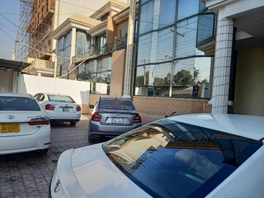 Hotel Royal Luxury Multan