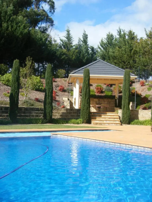 Montford Manor Bed & Breakfast