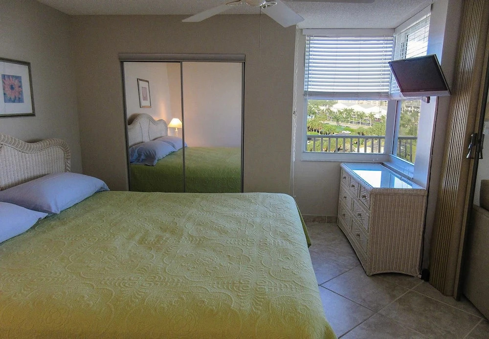 Estero Beach & Tennis 801a 1 Bedroom Condo