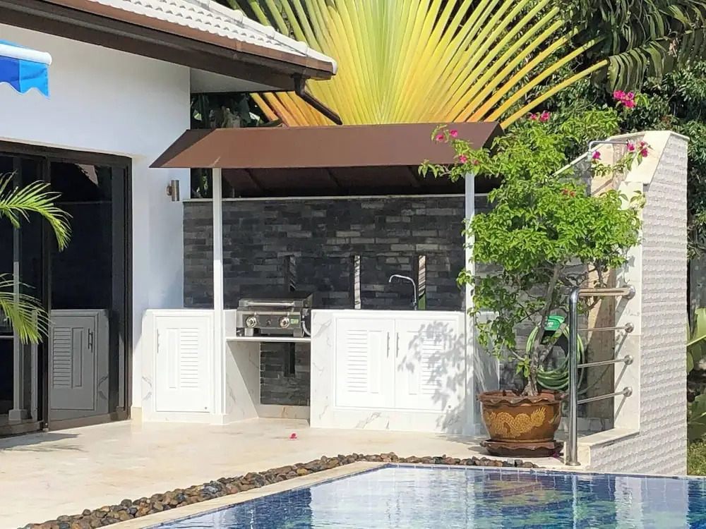 Secluded Villa with Private Pool and Breathtaking Sea Views