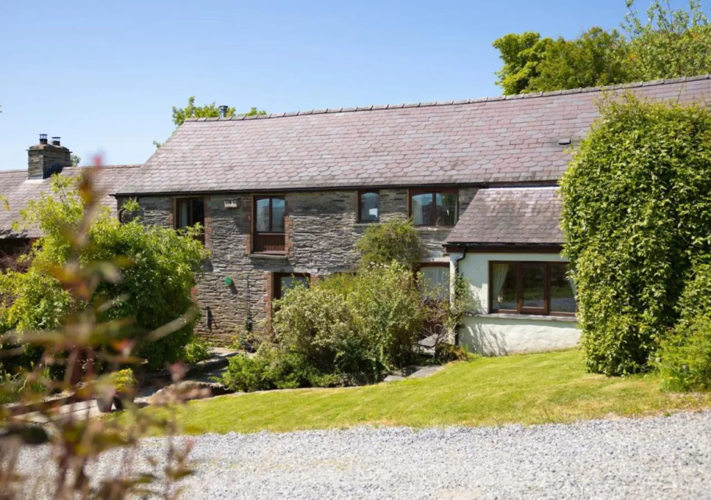Ysgubor Uchaf