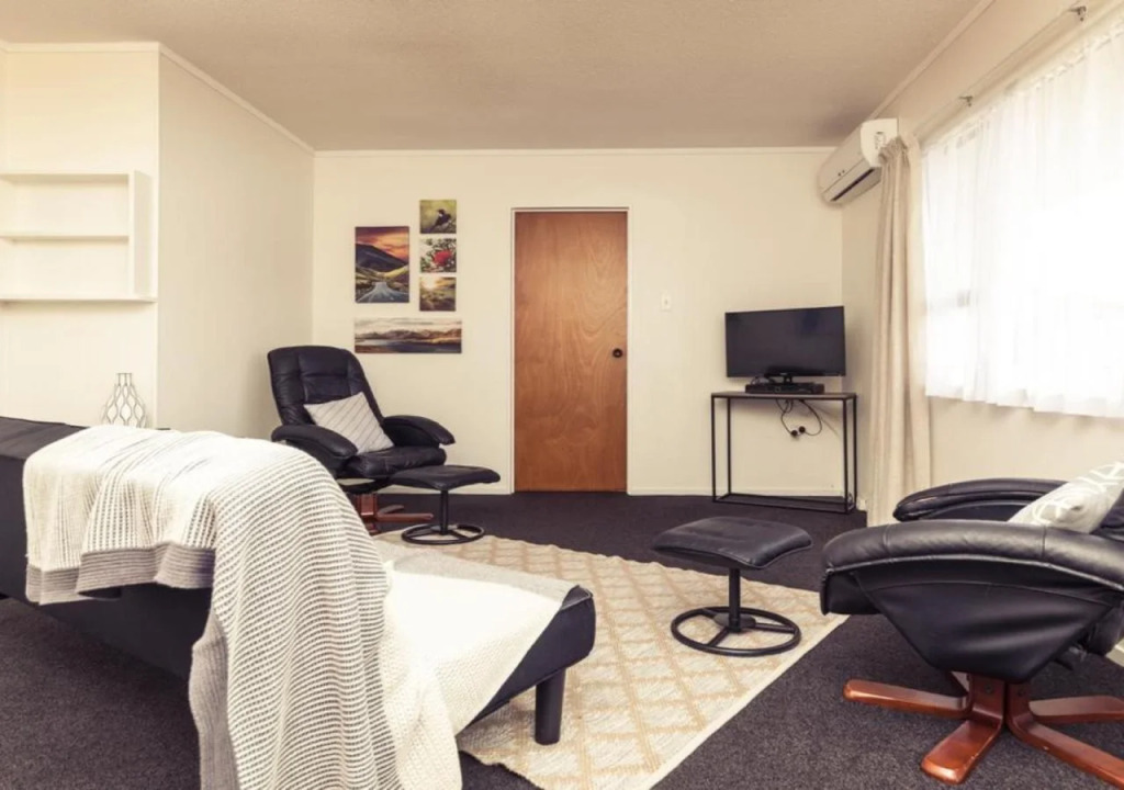 Continental Motel