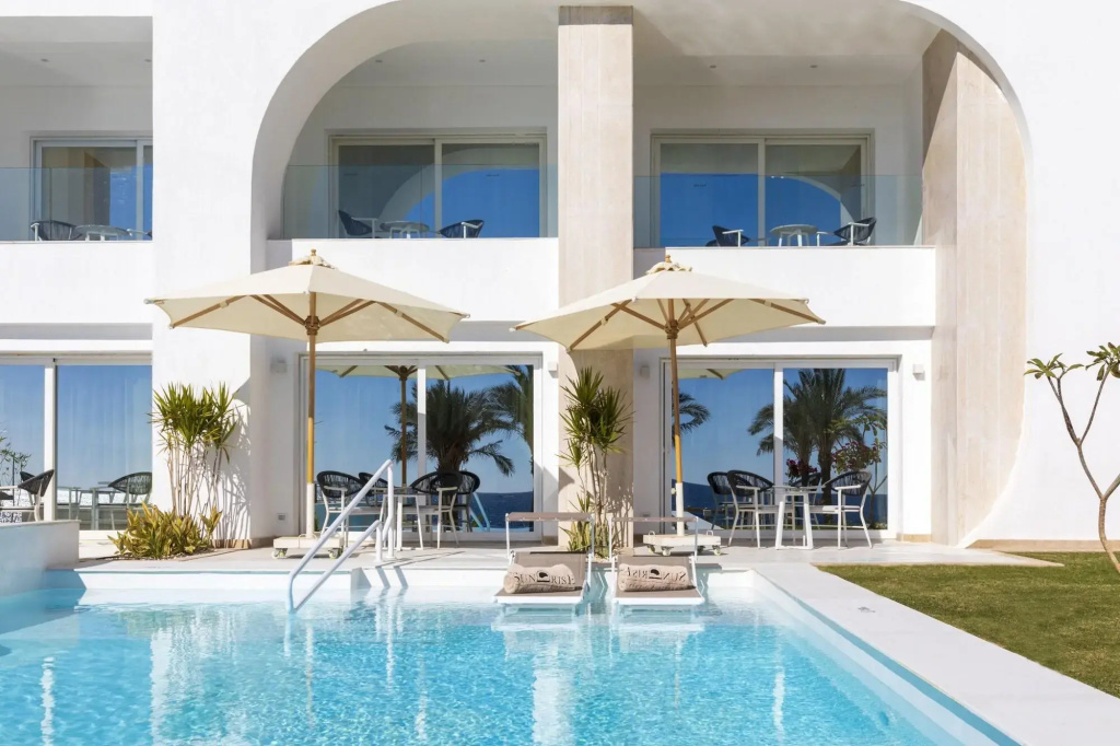 White Hills Resort