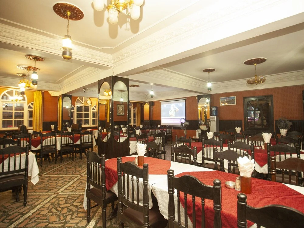 OYO 217 Shiva Tirupati Hotel