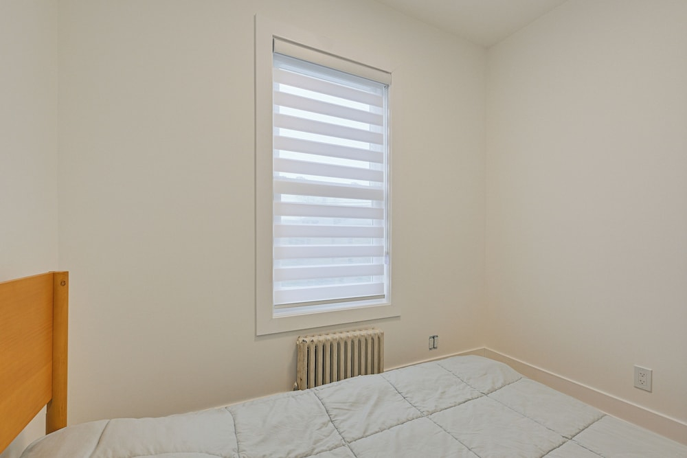 Easy NYC Access! Yonkers Apt 1/2 Mi to Metro-north