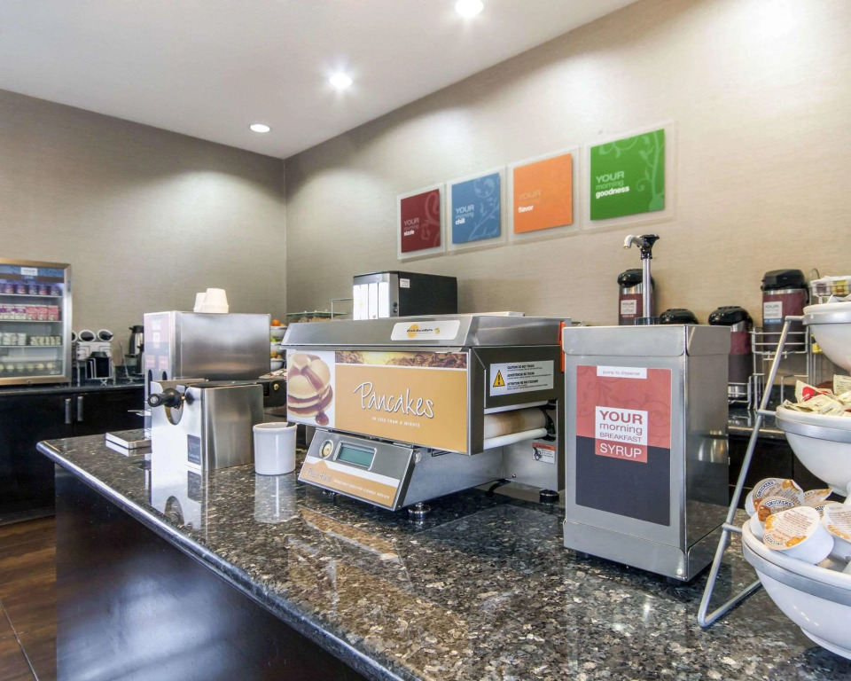 Comfort Inn & Suites El Paso I-10 Airport Area