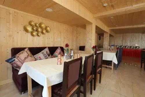 Green Cottage By OYO Rooms