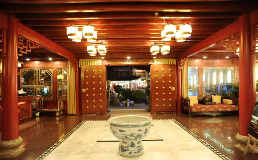 Lijiang Wangfu Hotel