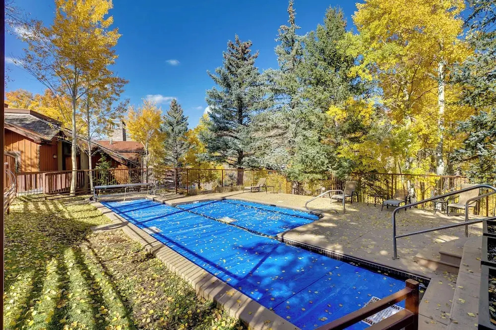 Slopeside Snowmass Townhome w/ Mountain Views!