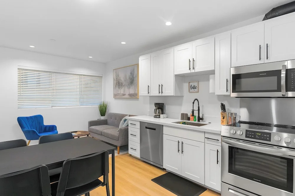 The Cloudbreak Townhome