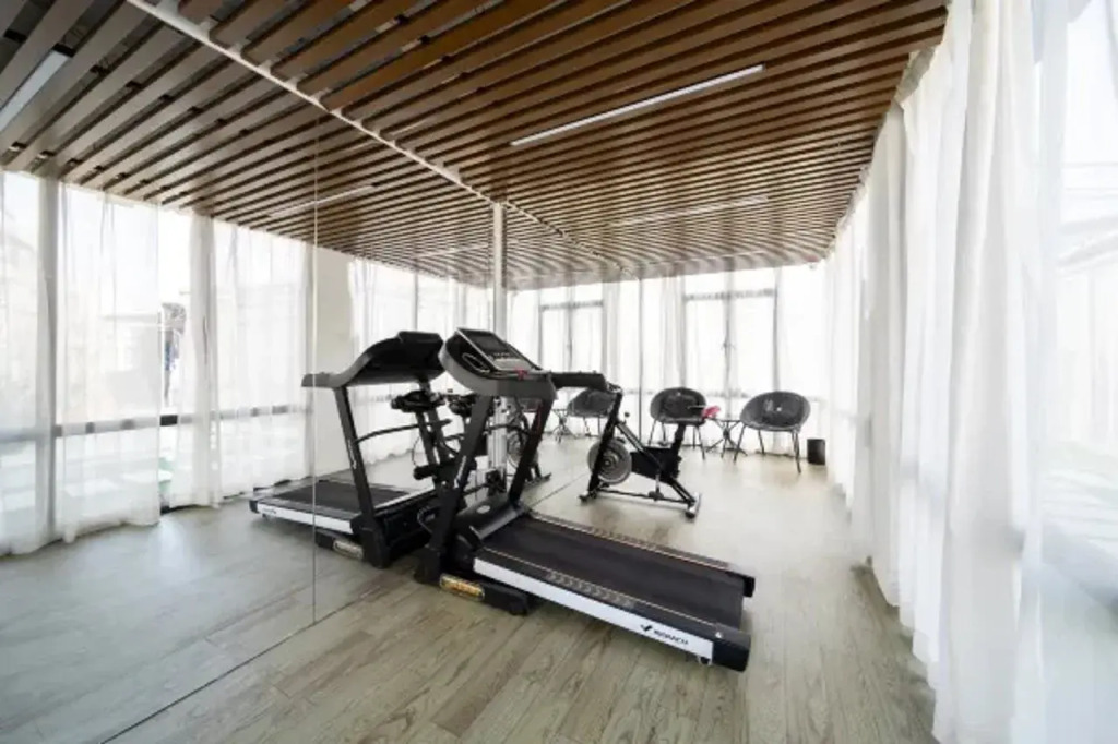 Rezen Proyal  Hotel (Canton Tower chigang Subway Station Pazhou Convention and Exhibition Center )