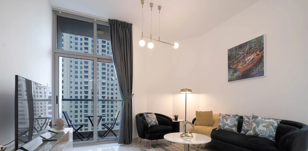 KOHH – 2BR in Marina Wharf