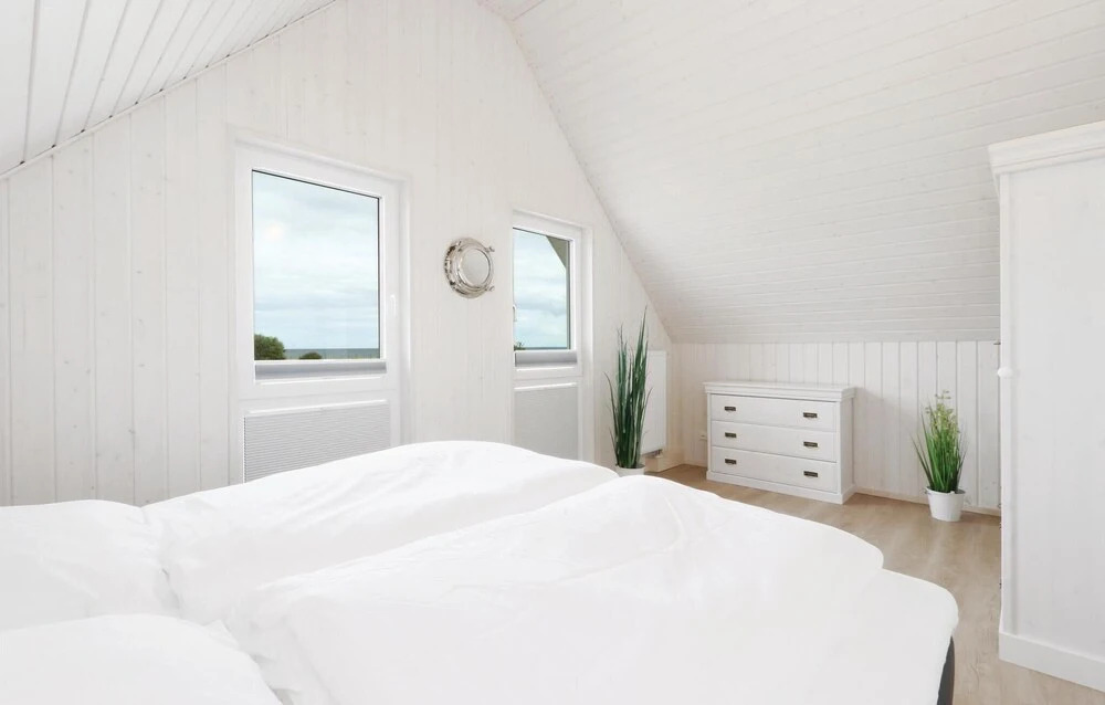 Nice Home In Ostseeresort Olpenitz With Sauna
