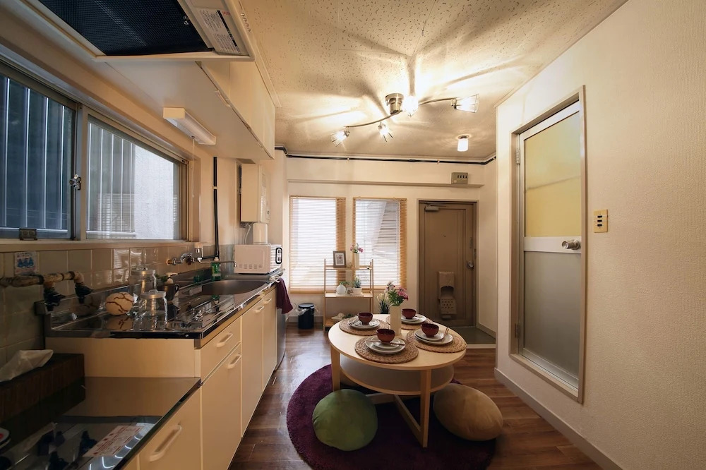 Ex Minamisenba Apartment201