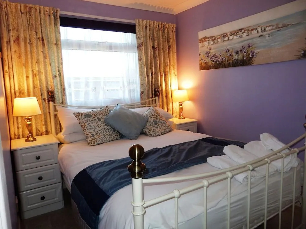 Sheenas Dartmouth Chalets