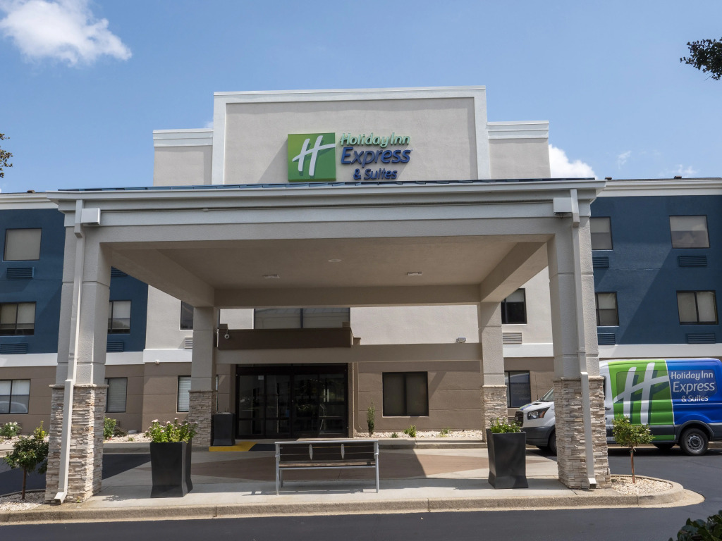 Holiday Inn Express & Suites Greenville Airport i85 by IHG