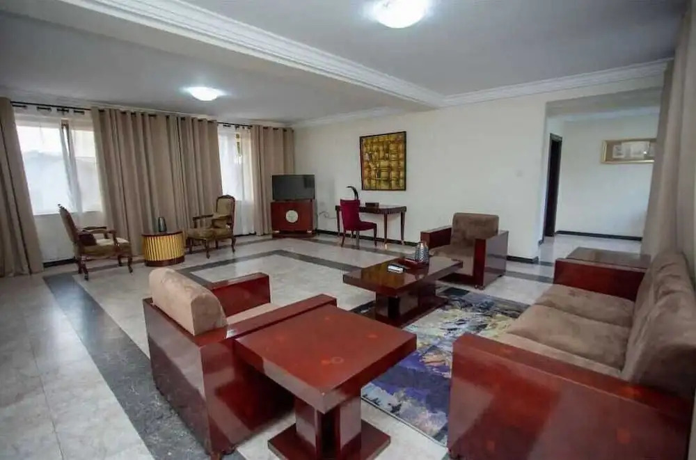 Peach View Hotel and Apartments.