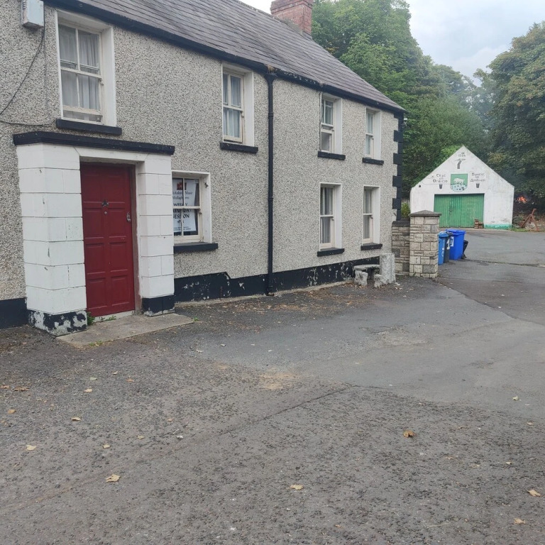 Lovely 4-bed Apartment in Mullaghbawn Newry