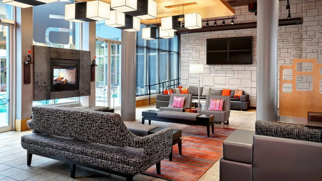 Aloft by Marriott New York LaGuardia Airport