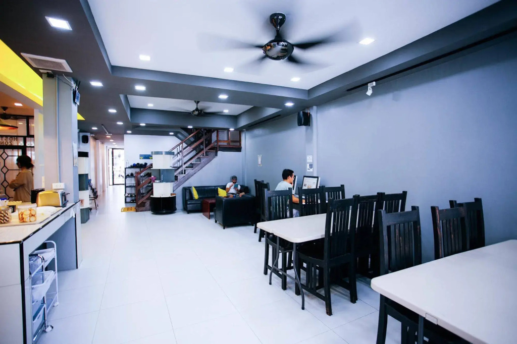 D-Well Hostel