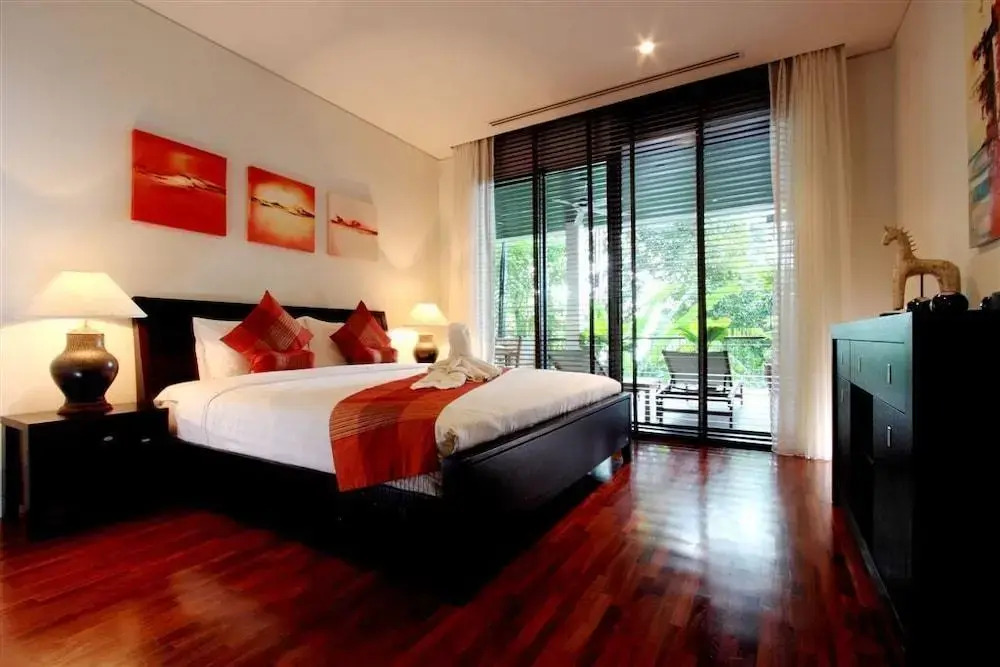 Kata Gardens 2Br Sea Garden View 8B