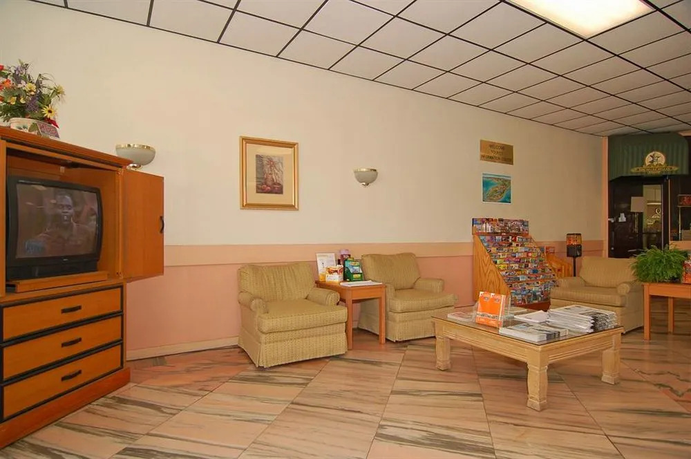 Howard Johnson Inn Tampa Ybor City